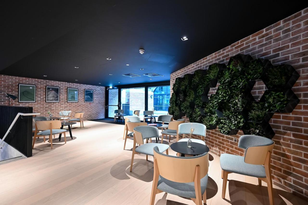 Staycity Aparthotels Dublin Mark Street エクステリア 写真
